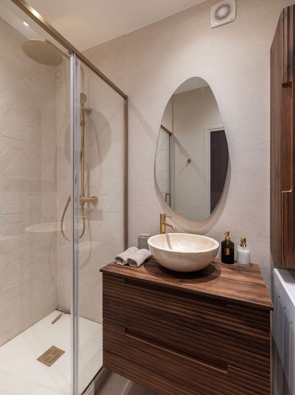 Rénovation complète — 7